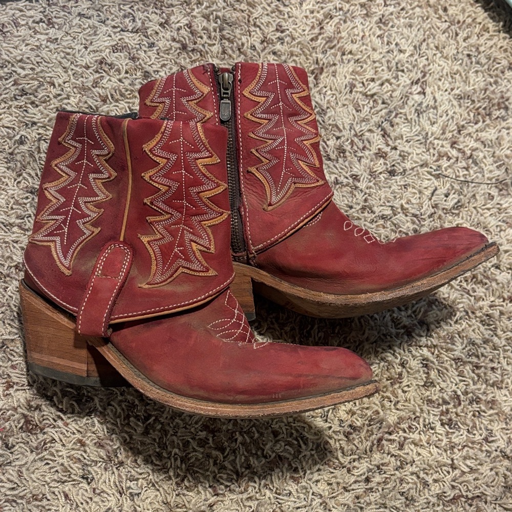 Liberty Black embroidered Vegas rojo red boots - Picture 2 of 6